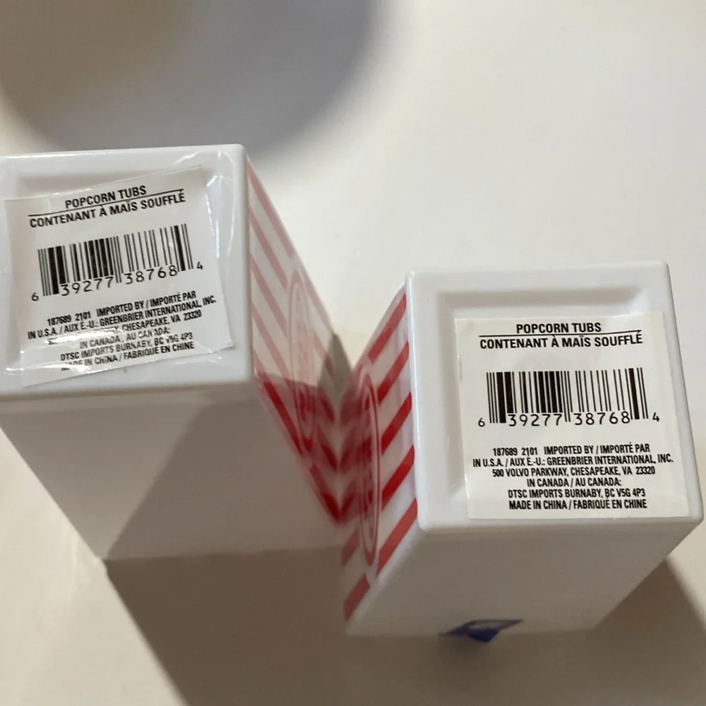 4 Retro Popcorn Buckets Reusable Bowls Movie Tub Plastic red white striped 3.5c